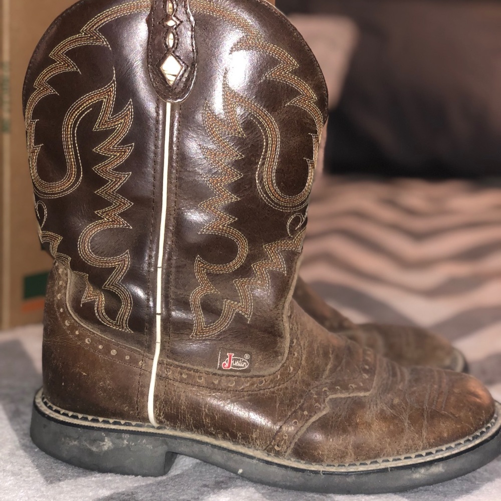 Justin Cowboy Boots